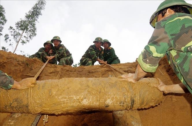 វៀតណាមខិតខំប្រឹងប្រែងរួមជាមួយសហគមន៍អន្តរជាតិក្នុងការជំនះនូវផលវិបាកបណ្តាលមកពីគ្រាប់មីន - ảnh 3