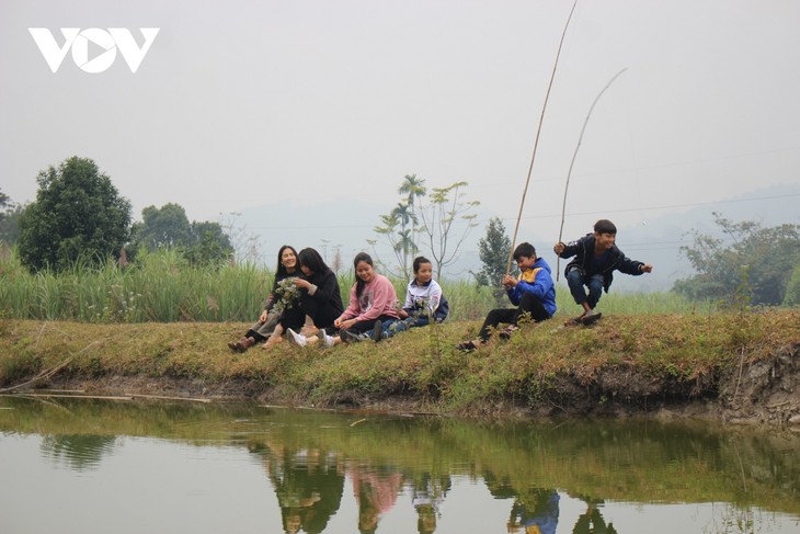 អ្នកស្រី Vu Thi Dung - អ្នកម្តាយរបស់កុមារកំព្រា ៤០០ នាក់ និងដំណើរនៃសេចក្តីប្រាថ្នា - ảnh 1