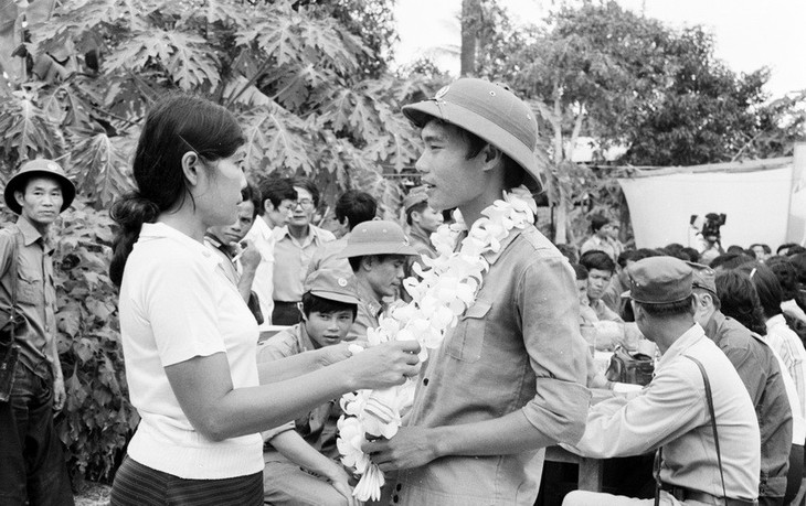 វៀតណាមជាមួយនឹងស្មារតីសាមគ្គីភាពអន្តរជាតិដ៏ខ្ពង់ខ្ពស់ - ảnh 2