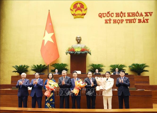 ដំណាក់កាលទី១ សម័យប្រជុំលើកទី៧ រដ្ឋសភានីតិកាលទី១៥៖ ចំណុចលេចធ្លោ - ảnh 1