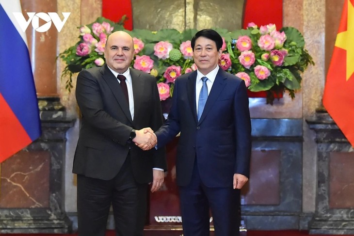 ប្រធានរដ្ឋវៀតណាមលោក លឿង គឿង ទទួលជួបនាយករដ្ឋមន្ត្រីរុស្ស៊ីលោក Mikhail Mishustin - ảnh 1