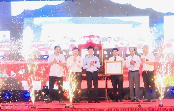 ពីភូមិសិប្បកម្មក្លាយជាគោលដៅទេសចរ Van Diem - ảnh 3