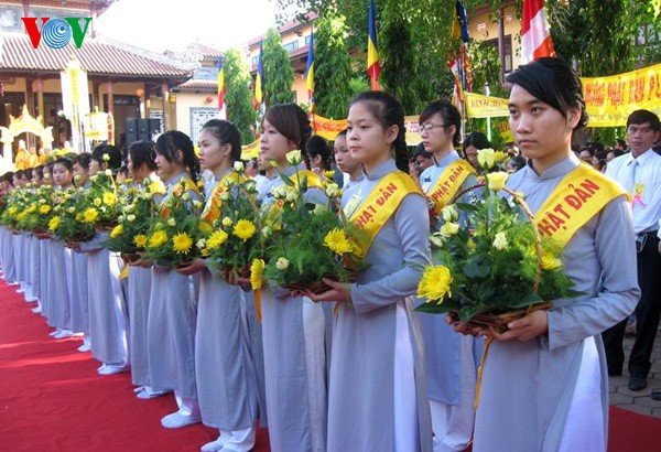 ពិធីបុណ្យវិសាខបូជា ២០១២ ព.ស. ២៥៥៦ - ảnh 4