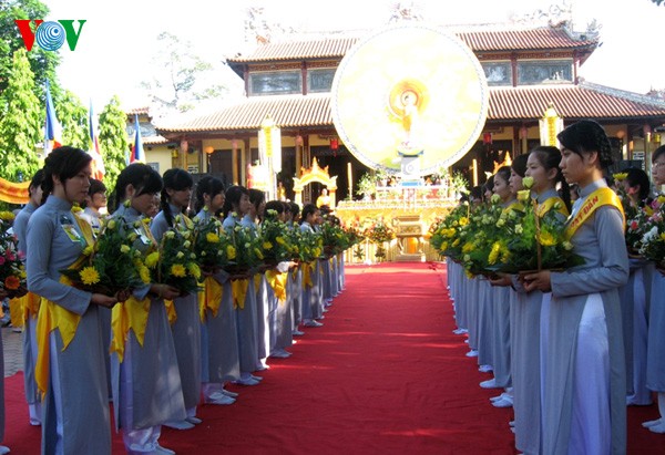 ពិធីបុណ្យវិសាខបូជា ២០១២ ព.ស. ២៥៥៦ - ảnh 5