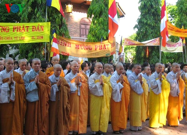 ពិធីបុណ្យវិសាខបូជា ២០១២ ព.ស. ២៥៥៦ - ảnh 7