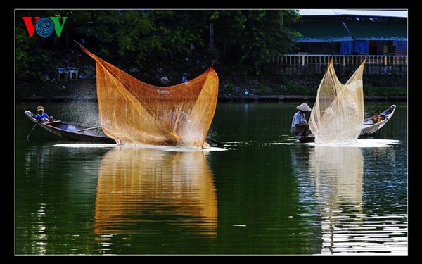 “របាំនៅលើដងទន្លេ” - ảnh 10