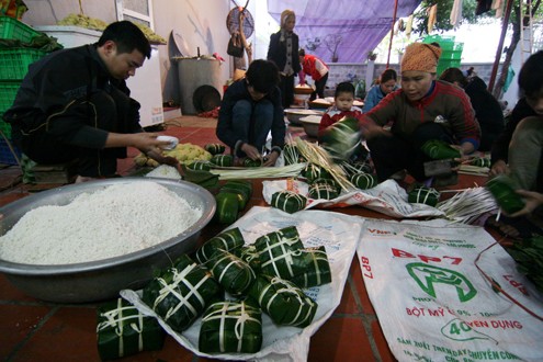 និទាឃរដូវដ៏សប្បាយរីករាយនៅភូមិនំអន្សមTranh Khuc - ហាណូយ - ảnh 1