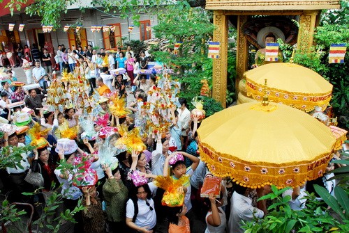 ចលនាកសាងជនបទថ្មីនៅភូមិសុ្រកជនរួមជាតិខ្មែរមួយក្នុងឱកាសបណ្ដាថ្ងៃបុណ្យចូលឆ្នាំថ្មី - ảnh 1