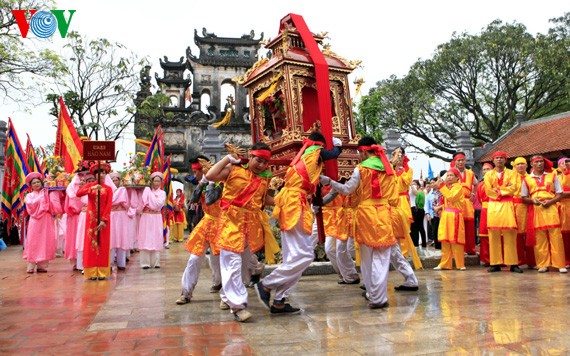 ពិធីបុណ្យរាំពស់នៅភូមិបុរាណ Le Mat - ảnh 5