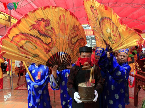 ពិធីបុណ្យរាំពស់នៅភូមិបុរាណ Le Mat - ảnh 9