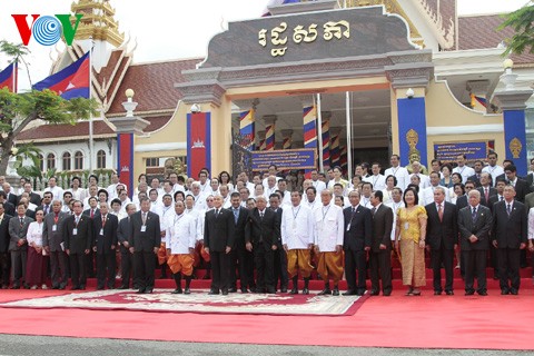 សម័យប្រជុំលើកទី ១ រដ្ឋសភាកម្ពុជានីតិកាលទី ៥ នៅប្រព្រឹត្តទៅធម្មតា - ảnh 1