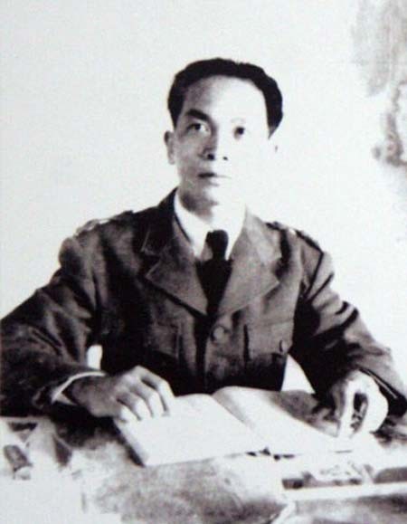 ជីវិតរបស់នាយឧត្តមសេនីយ៍ Vo Nguyen Giap តាមរយះរូបថត មួយចំនួន - ảnh 8