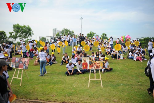 ការធ្វើធម្មយាត្រាជួយជ្រោមជ្រែងទិវាជនពិការអន្តរជាតិ - ảnh 11