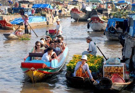 ជប៉ុនសន្យាបន្តការជួយឧបត្ថម្ភបណ្តាប្រទេសមហាអនុតំបន់ទន្លេមេគង្គ - ảnh 1