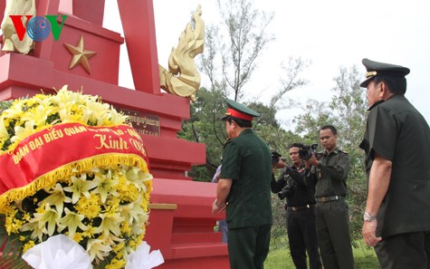 ជំរុញកិច្ចសហប្រតិបតិ្តការលើគ្រប់វិស័យរវាងកងទ័ពវៀតណាម-កម្ពុជា - ảnh 1