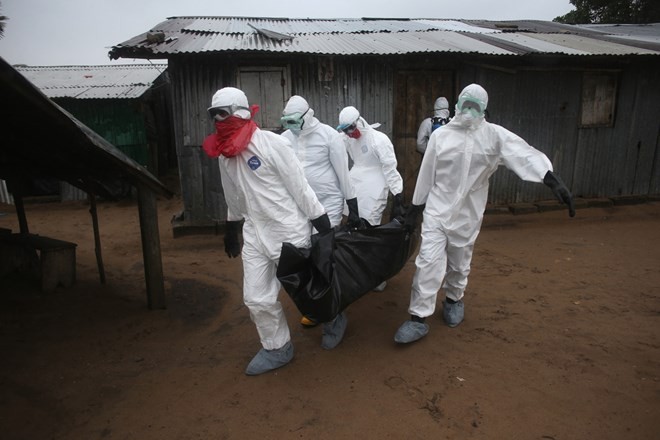  ចំនួនអ្នកជំងឺឆ្លងមេរោគ  Ebola ដែលត្រូវស្លាប់បានកើនឡើង ១៣៥០ នាក់ - ảnh 1