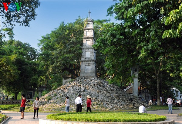 បណ្ដាសំណង់ស្ថាបត្យកម្មដែលអភិរក្សប្រវត្តិសាស្ត្រនៃទីក្រុងហាណូយ - ảnh 8