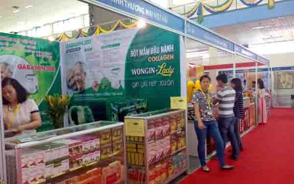 Vietnam Expo ២០១៥៖ឱកាសដោះដូរពាណិជ្ជកម្មរវាងអង្គភាពអាជីវកម្មវៀតណាមនិងបរទេស - ảnh 1