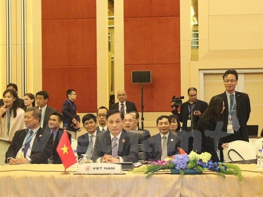 SOM ASEAN+3 និង SOM EAS ឯកភាពរបៀបវារៈដាក់ជូនថ្នាក់រដ្ឋមន្ត្រី - ảnh 1