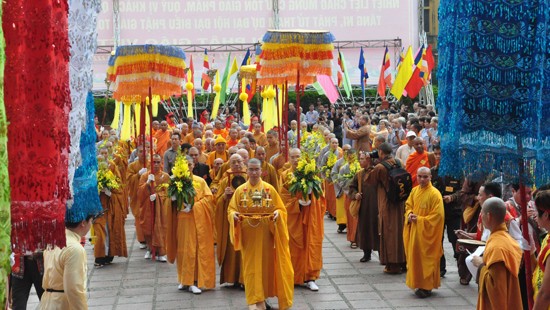 ត្រូវមានបរានុម័តពេលដែលវាយតម្លៃអំពីស្ថានភាពសាសនានៅវៀតណាម - ảnh 1