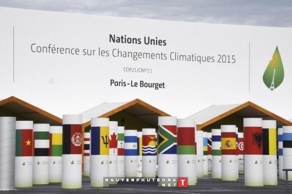 COP-21 មិនទាន់ទទួលបានការស្រុះចិត្តគំនិតរួមអំពីសិទ្ធិ ប្រយោជន៍និងកាតព្វកិច្ចមុនពេលសម្រេច - ảnh 1