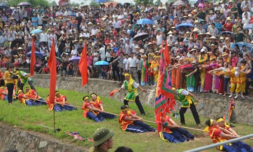 ល្បែងទាញព្រ័ត្រជាបេតិកភណ្ឌវប្បធ៌មអរូបីនៃមនុស្សជាតិទី១០នៅវៀតណាម - ảnh 1