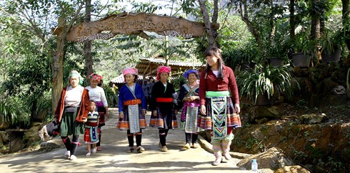 ភូមិ Sin Sui Ho នៅខេត្ត Lai Chau ធ្វើទេសចរណ៍សហគមន៍ - ảnh 1