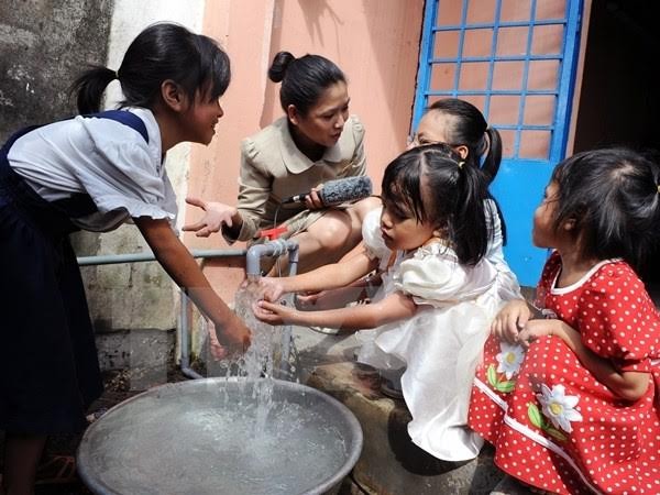 ប្រជាជនវៀតណាមនៅតំបន់ជនបទ៩០%បានប្រើប្រាស់ទឹកស្អាត - ảnh 1