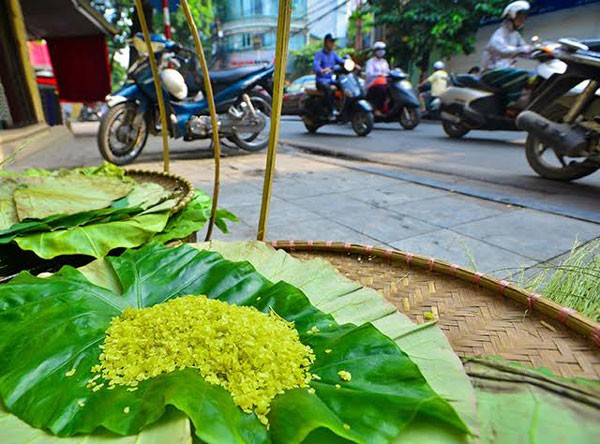 ខែតុលា - រដូវស្លឹកឈើជ្រុះដ៍ស្រស់ស្អាតនៅទីក្រុងហាណូយ - ảnh 9