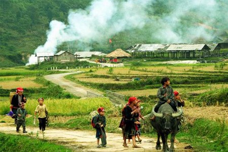 ខេត្ត Lao Cai-តំបន់ទេសចរណ៍ដ៏ពិសេសមួយ - ảnh 1