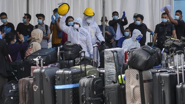 Indonesia menyambut lebih dari 90.000 warga negaranya yang pulang ke Tanah Air karena dampak wabah Covid-19 - ảnh 1