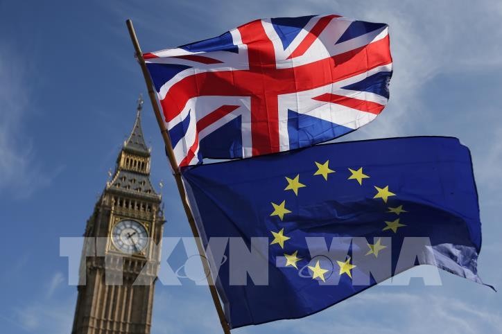 Uni Eropa dan Inggris sepakat memberikan motivasi untuk perundingan-perundingan pasca Brexit - ảnh 1