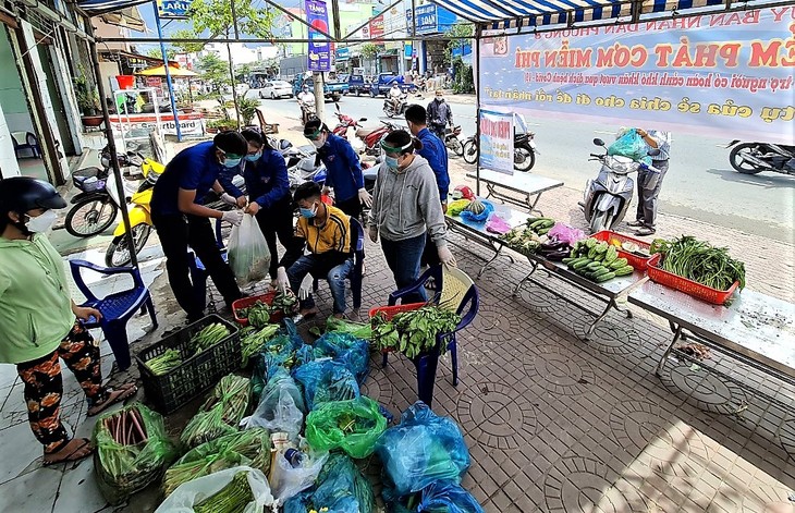 Perasaan Warga ke Warga Selama Pandemi Covid-19 di Provinsi Ca Mau - ảnh 1