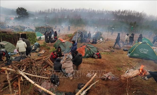 Lituania Perpanjang Waktu Penahanan Migran dari Belarus - ảnh 1