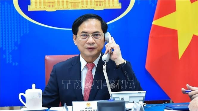 Viet Nam-Republik Ceko Perkuat Kerja Sama secara Efektif dan Substantif - ảnh 1