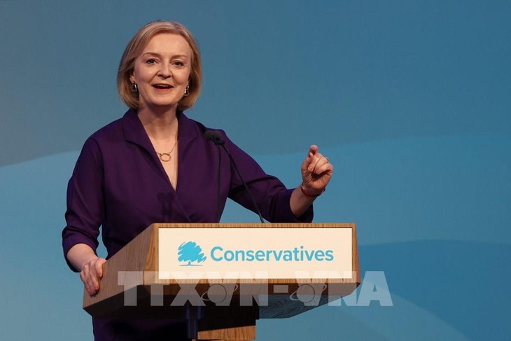 Ibu Liz Truss Resmi Menjadi PM Inggris - ảnh 1