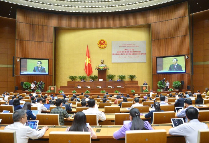 Pembukaan Konferensi Anggota MN yang Bekerja Penuh Waktu - ảnh 1