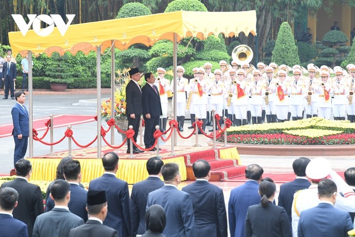 Lebih Dorong Hubungan Kemitraan Strategis Vietnam-Malaysia - ảnh 1