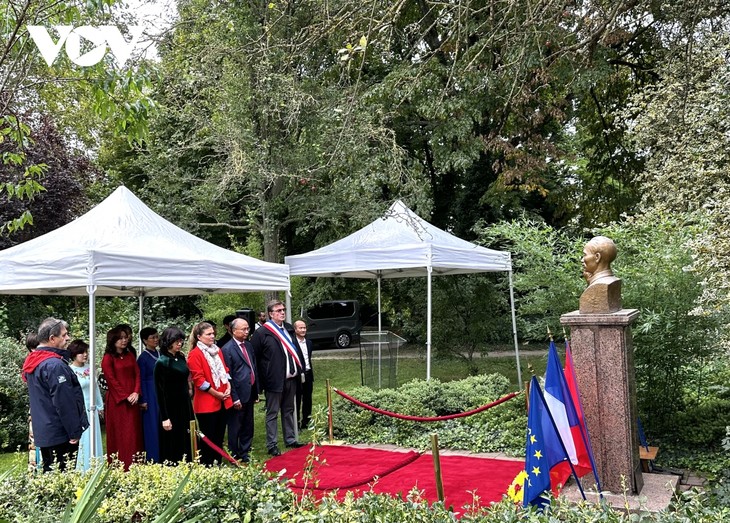 Kegiatan-Kegiatan Peringatan HUT ke-78 Hari Nasional Vietnam Berlangsung dengan Khidmat di Luar Negeri - ảnh 1