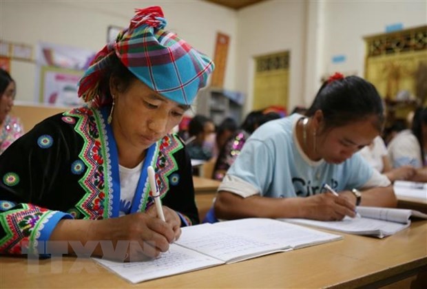 UNESCO Bahu Membahu dengan Vietnam dalam Membangun Masyarakat Belajar - ảnh 1