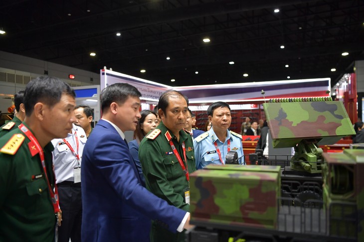 Vietnam Ciptakan Rekam Jejak di Pameran Pertahanan dan Keamanan Internasional 2023 - ảnh 1