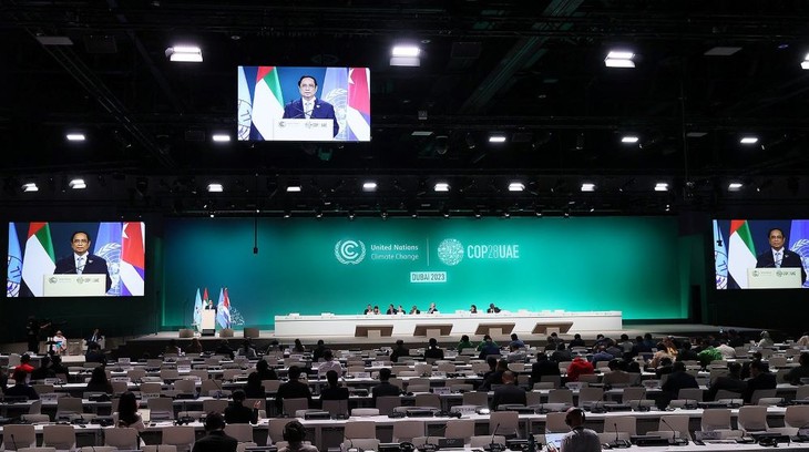 PM Vietnam, Pham Minh Chinh Akhiri Kehadiran pada Konferensi COP28 dan Kunjungan Resmi di Turki - ảnh 1