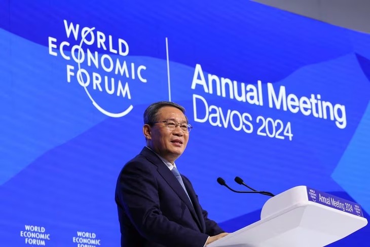 Konferensi Davos 2024: PM Li Qiang Tegaskan Ekonomi Tiongkok telah Atasi Kesulitan dan Tantangan - ảnh 1