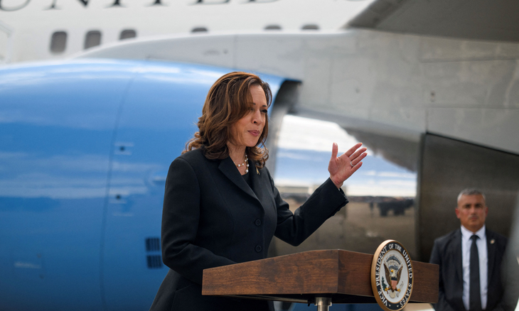 Pilpres AS 2024: Kamala Harris Resmi Jadi Capres Partai Demokrat - ảnh 1