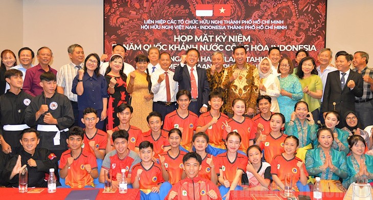 Peringatan HUT ke-79 Kemerdekaan Republik Indonesia di Kota Ho Chi Minh - ảnh 1