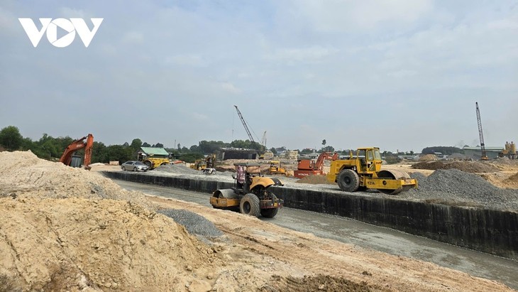 Musim Semi di Proyek-Proyek Pembangunan - ảnh 1