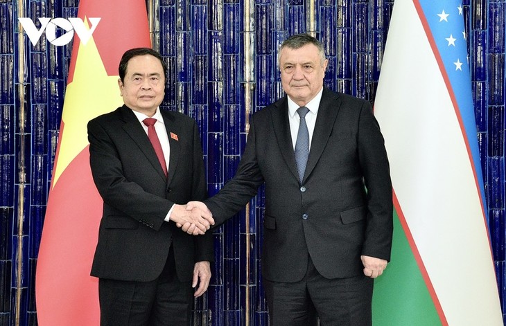 Ketua MN Vietnam, Tran Thanh Man Beraudiensi kepada Presiden Uzbekistan - ảnh 2