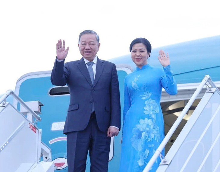 Sekjen KS PKV, To Lam dan Istri Akhiri dengan Baik Kunjungan Kenegaraan di Republik Belarus - ảnh 1