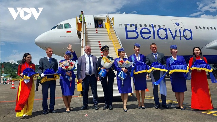 Peresmian Jalur Penerbangan Belarus- Phu Quoc (Provinsi An Giang) - ảnh 1