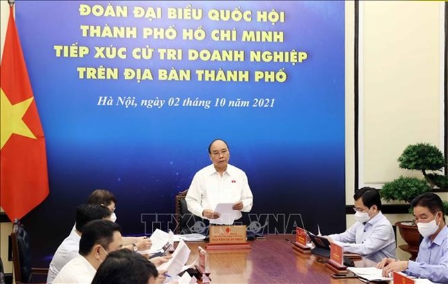 Badan Usaha Kota Ho Chi Minh Telah Atasi Momen Tersulit Dalam 35 Tahun Pembaruan - ảnh 1